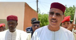 Mohammed Bazoum au 2 ème tour de la présidentielle au Niger, il se face à Mahamane Ousmane (2)