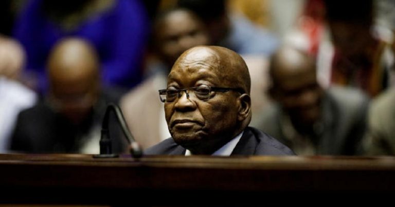 Afrique du Sud: l'incarceration de Jacob Zuma met le feu aux poudres