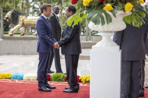 Macron-Biya