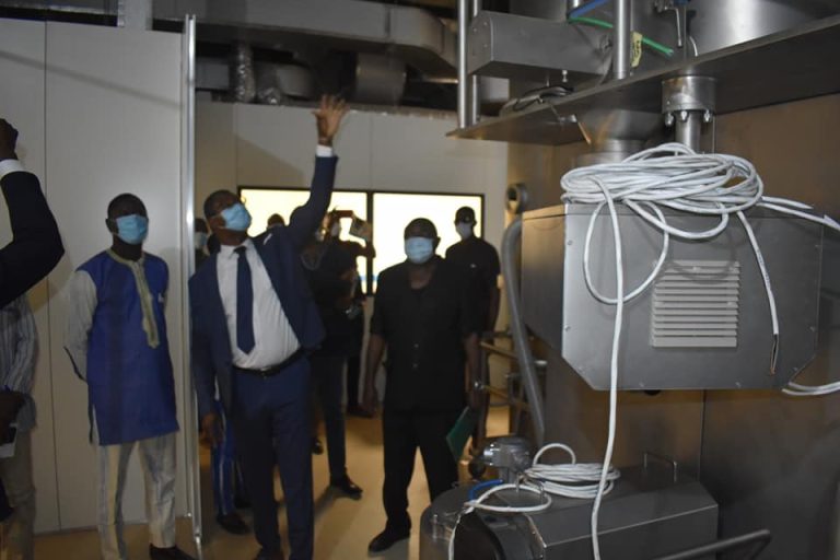 Propharm, l'usine de médicaments inaugurée au Burkina Faso