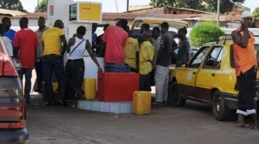 Crise du carburant : Les guinéens impatients face à une situation critique