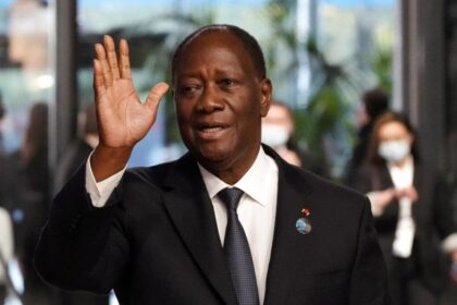 Quatrième mandat en vue ? Ouattara laisse planer l’incertitude stratégique