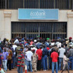 fonctionnaires provinciaux en détresse : la centralisation bancaire, un casse-tête 