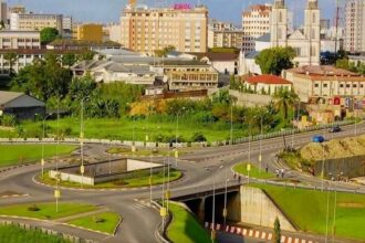 Douala, pilier économique ou talon d’Achille du Cameroun ?