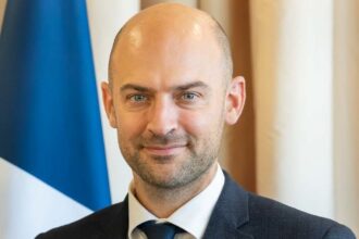 Jean-Noël Barrot à Lomé : la France joue gros dans son repositionnement africain