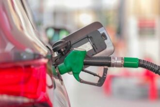 Comores et Kenya : deux visages de la crise du carburant en Afrique