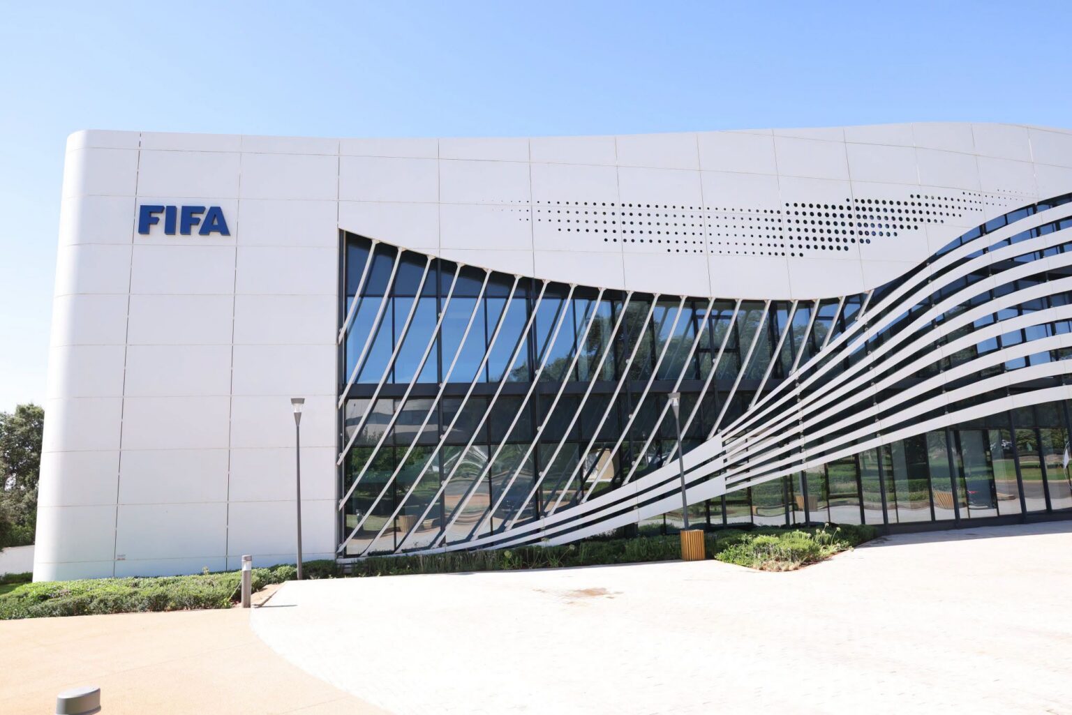 Finale du Mondial 2030 et crise de la FIFA : Le pacte secret supposé de Gianni Infantino au Maroc
