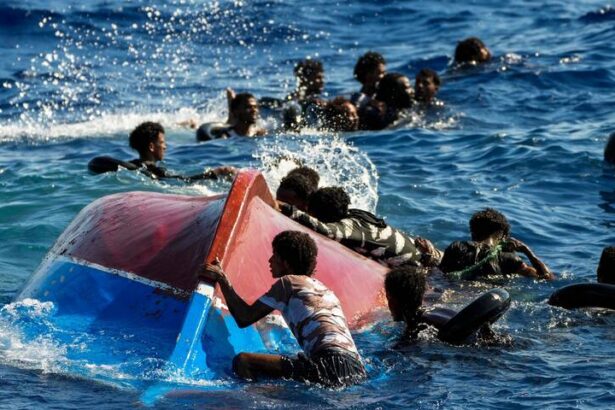 Naufrage en Méditerranée : en Tunisie, le désespoir pousse encore des jeunes vers la mer