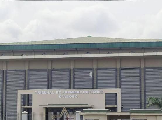 Côte d'Ivoire : l'inculpation de 18 suspects révèle la persistance des fractures intercommunautaires