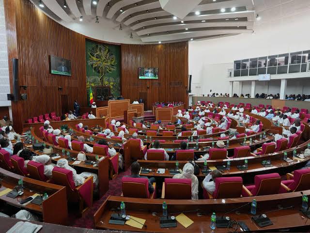 Sénégal : le Conseil constitutionnel bloque l’encadrement des fonds spéciaux