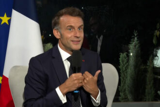 Diplomatie : Les vrais enjeux de l'ultime tournée d'Emmanuel Macron en Afrique de l'Ouest