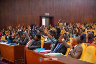 RDC : la loi sur le référendum relance les inquiétudes autour de la Constitution et du pouvoir de Tshisekedi